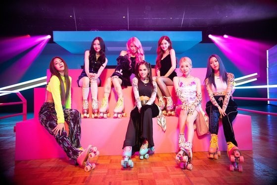 MOMOLAND, nominated for South American 'MTV MIAW'