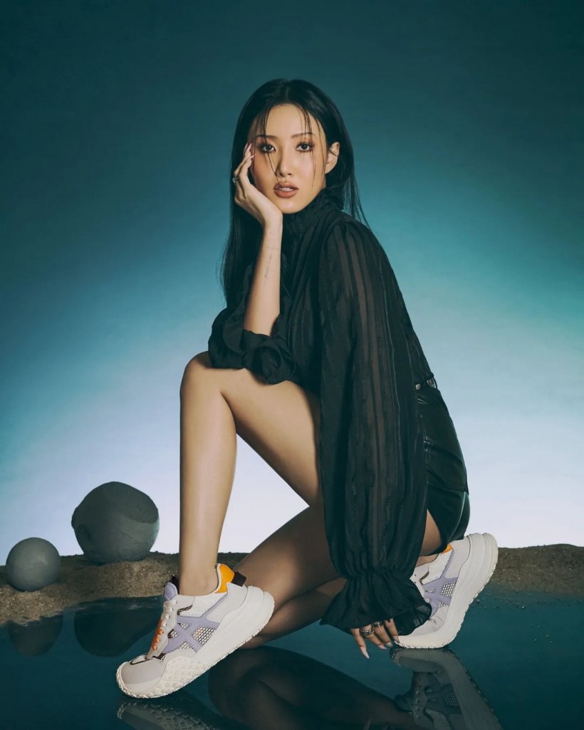 7 Female Idols With Unique Beauty: Hwasa, TWICE Chaeyoung, (G)I-DLE Minnie, More! 