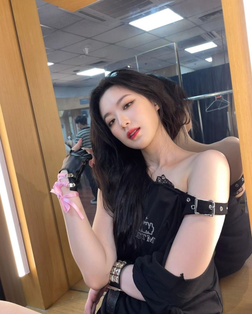 (G)I-DLE Shuhua Criticizes People Who Splashed Water Guns at Her Face