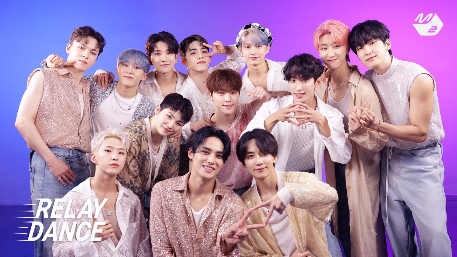 Seventeen performed '_WORLD' on MTV in the US... radiating refreshing energy