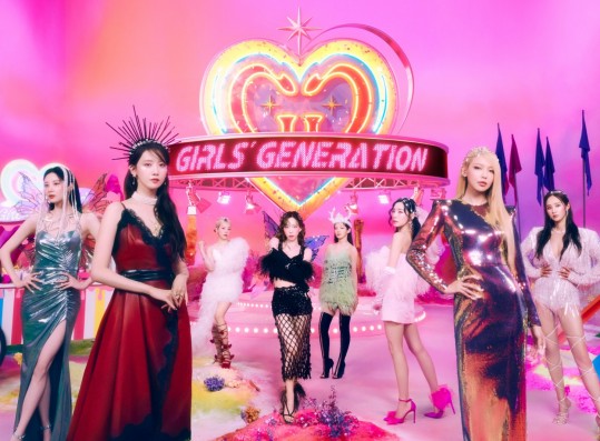 Girls Generation FOREVER 1
