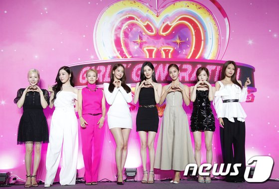 "August is Girls' Generation!" The promise of the longest-lived girl group on the 15th anniversary... 'FOREVER 1'