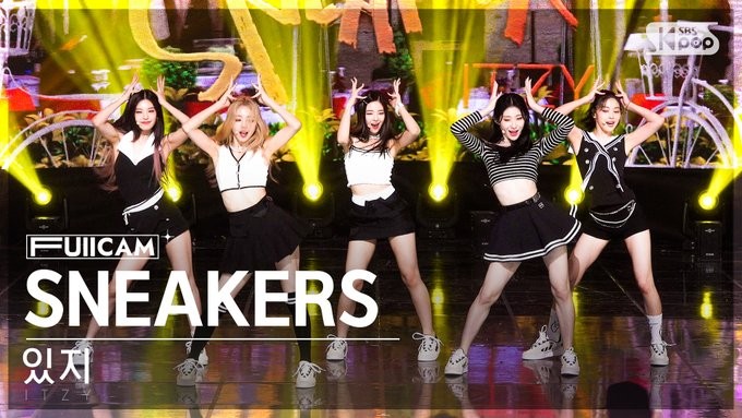 SBS 'Inkigayo' ITZY Performs 1Sneakers'