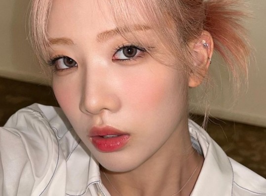 LOONA Kim Lip Walks Out Off Chicago Concert—Here’s What Happened