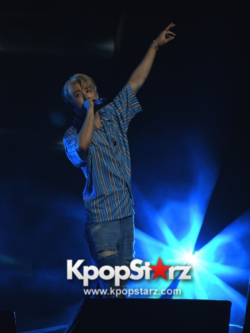 B.I Successfully Holds His First Solo Fan Meet In Singapore [PHOTOS]