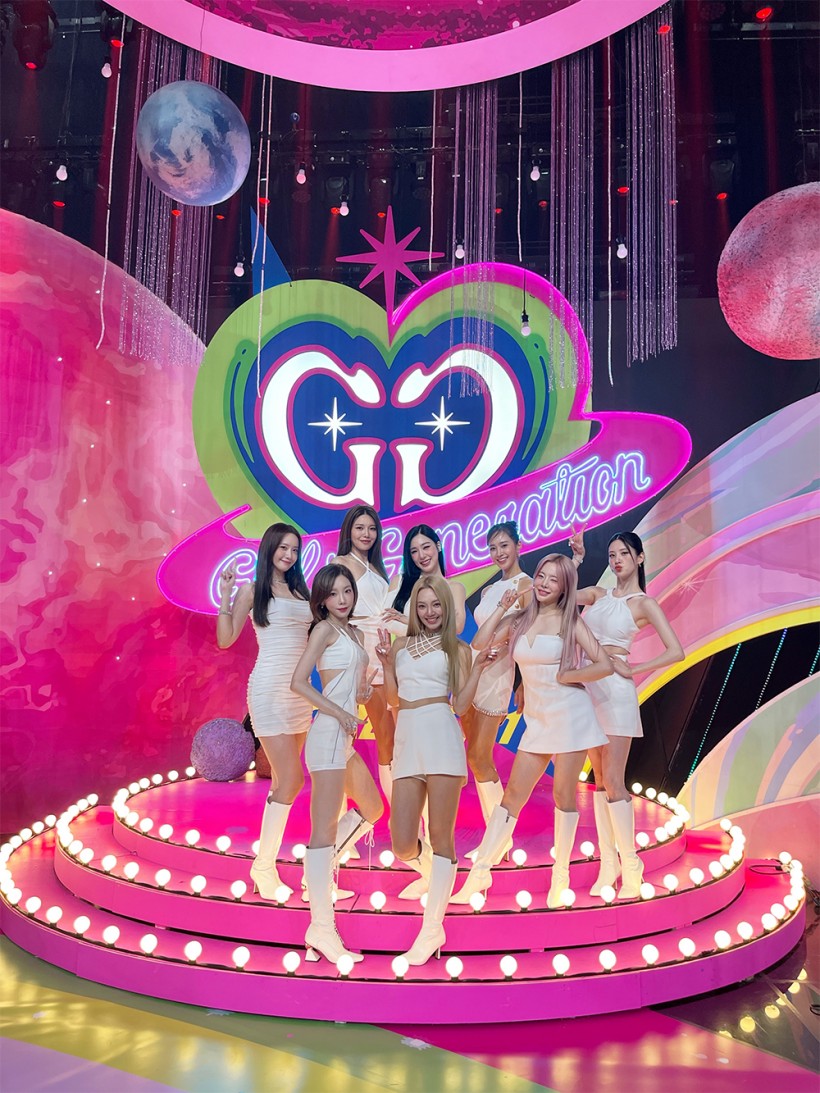 Girls' Generation 'FOREVER 1' Comeback Stage First Revealed... full performance