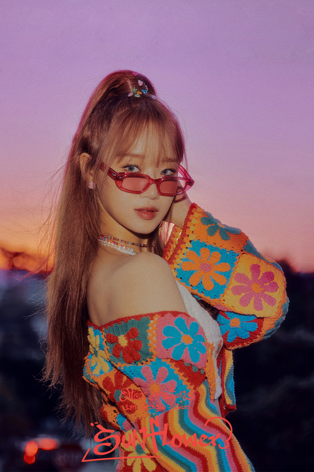 'Solo Debut' Yoojung, 'Sunflower' concept photo released... cool visual