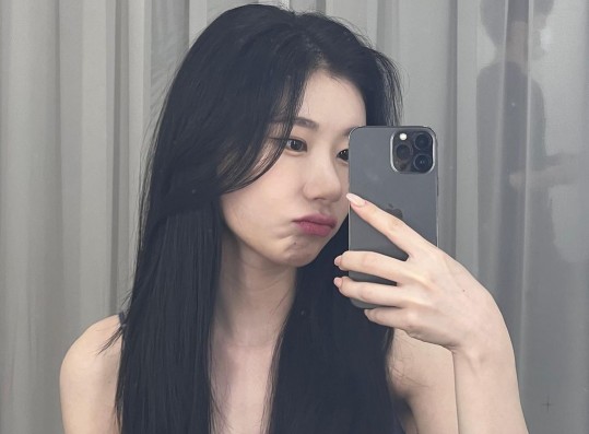 ITZY Chaeryeong, skinny enough to show the breastbone, 'surprise'