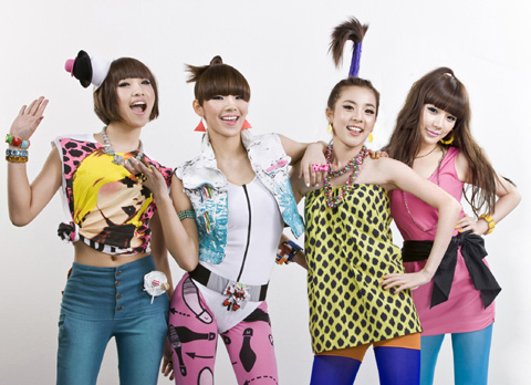 The First Girl Groups of 5 Top K-Pop Entertainment Companies