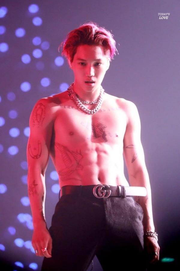 vixx leo abs 2022