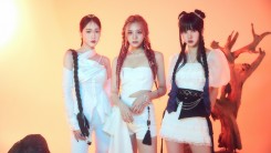 VIVIZ, new song 'Rum Pum Pum' concept photo released... 3 person 3 color mystery + dreamy visual