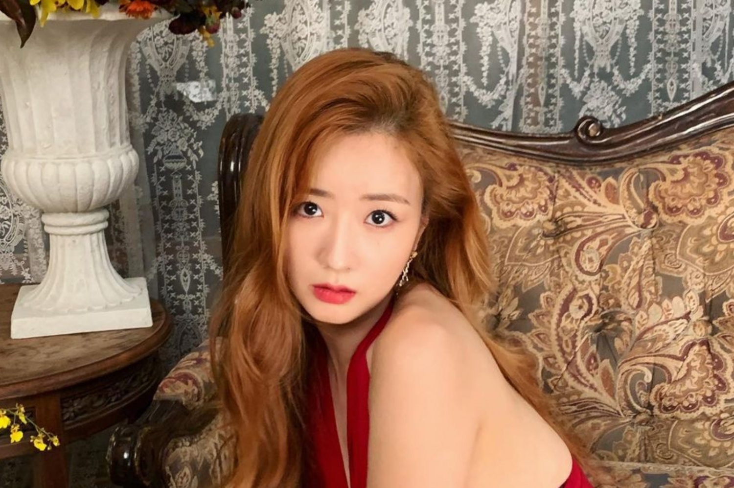 Apink Bomi reveals she has a friendship tattoo – but regrets getting it