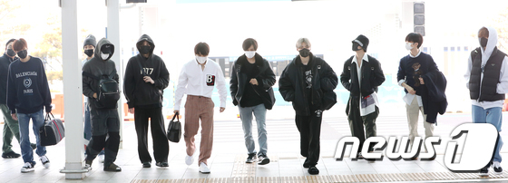 THE BOYZ, Departure with a cool breeze
