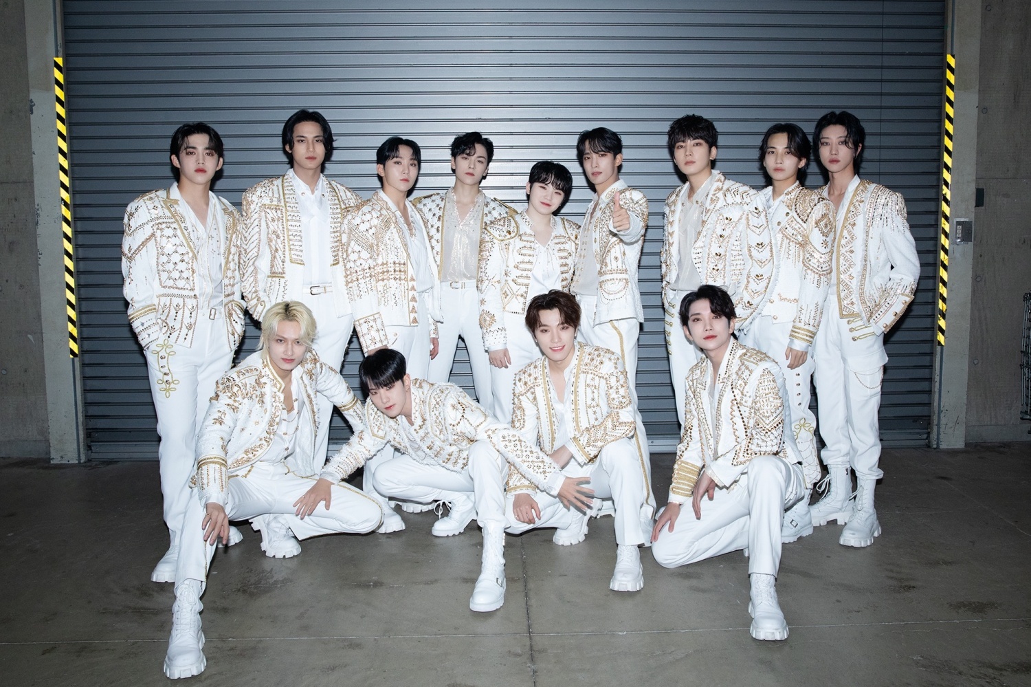 Seventeen, Japan heated up... Passionate 270,000 spectators with dome tour