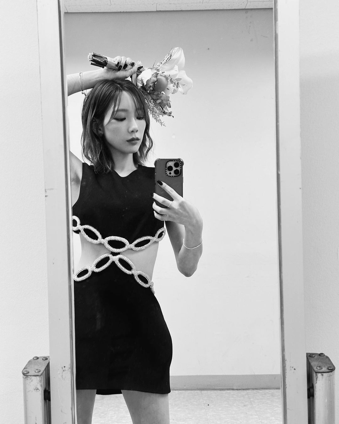 Taeyeon, a click in the SM Gwangya practice room... flat belly