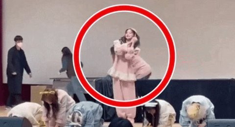 IVE Jang Wonyoung Draws Mixed Reactions For Not Bowing To Others– Why Is It Big Deal?