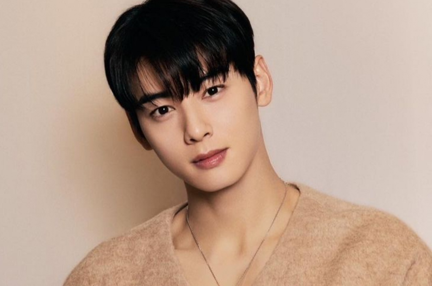 Cha Eun Woo’s ASTRO Dating History: Did you know he had a girlfriend when he was an intern?
