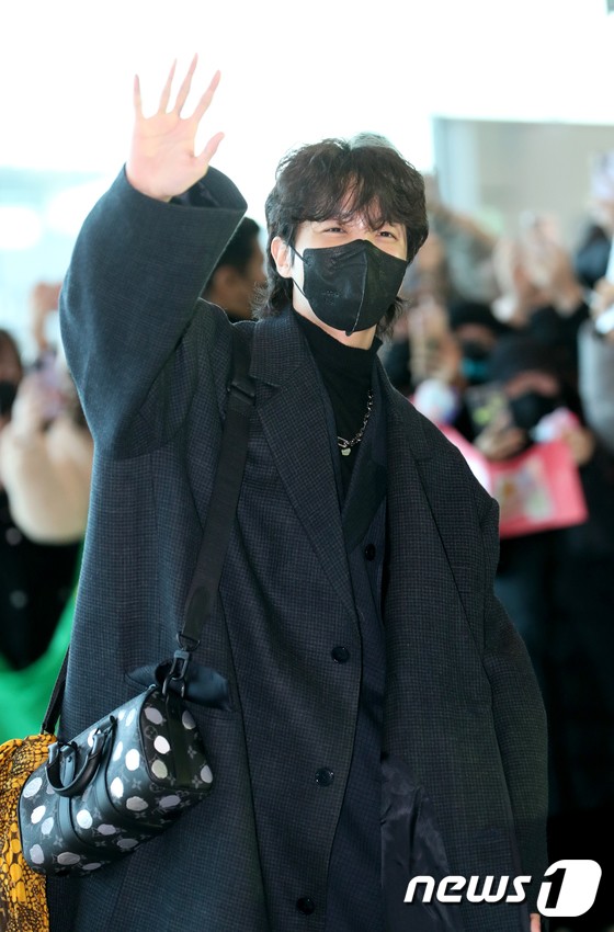 GOT7 J-Hope Spotted At Incheon International Airport