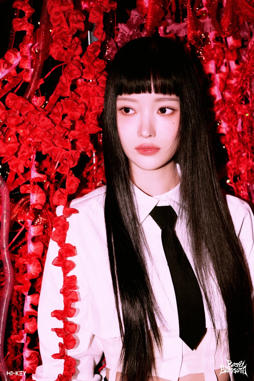 H1-KEY, a gorgeous visual resembling a rose… 1st mini album music video photo