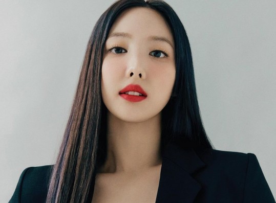 TWICE Nayeon Announced As Muse For Givenchy