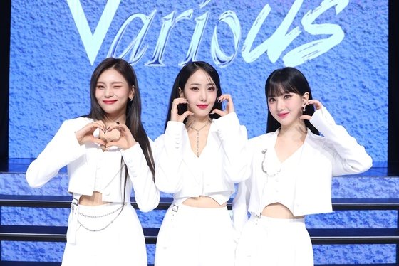 "Intense charisma" comeback that VIVIZ will show "with various charms"