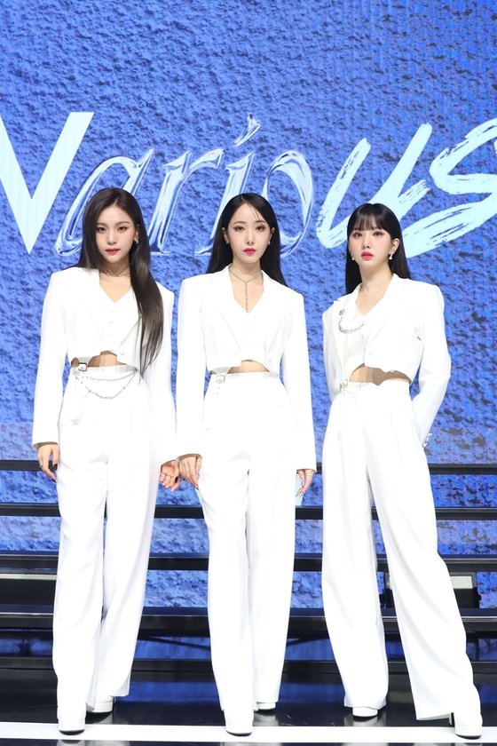 "Intense charisma" comeback that VIVIZ will show "with various charms"