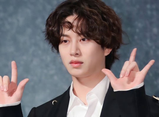 Super Junior Heechul on Getting Cussed Out For Not Donating Money Re-Examined