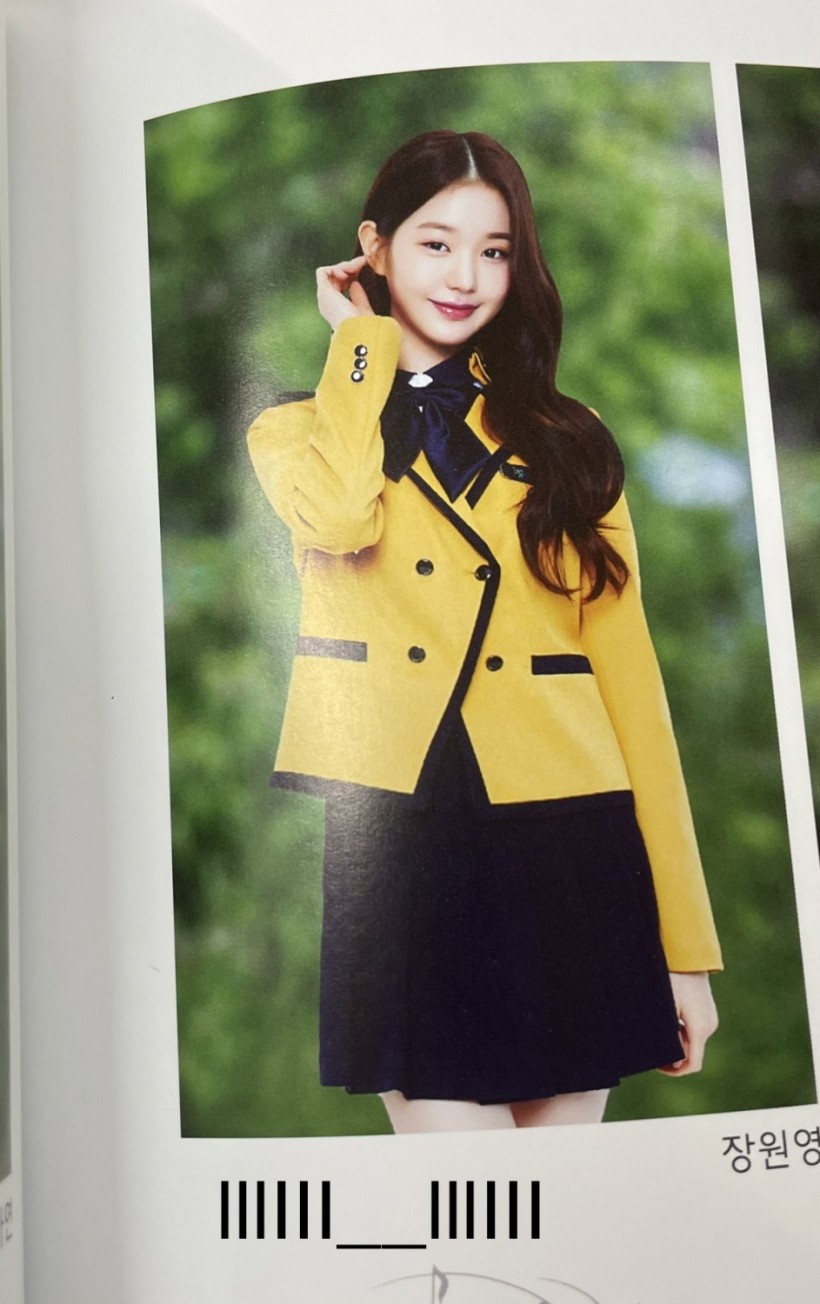 IVE Jang Wonyoung Makes People Gasp With Her Graduation Photos