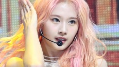 TWICE Sana Becomes ONCEs' Bias-Wrecker Because of THIS Photo: 'No bias is safe'