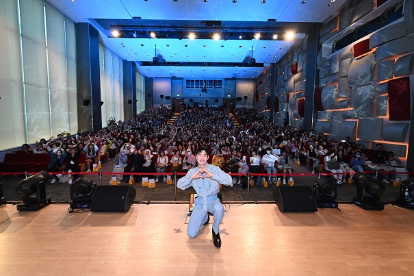 Exclusive Photos from Lee Je Hoon Fan Meet In Singapore