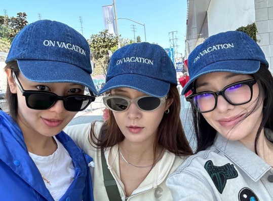 'Girls' Generation Forever'... Sooyoung X Yuri X Tiffany, a friendship that goes on vacation