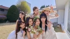  9MUSES Members Reunite on Minha's Wedding Pictorial