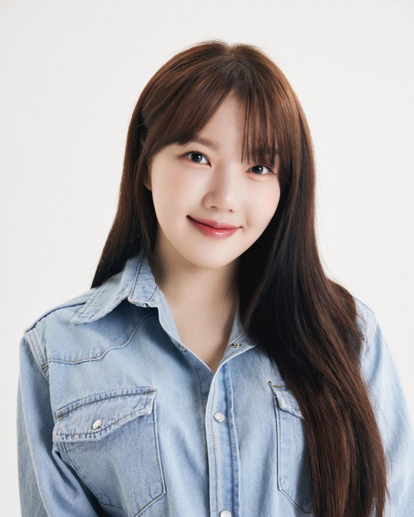 Former GFRIEND Yerin Announces Official Fandom Name — Here Are The Details
