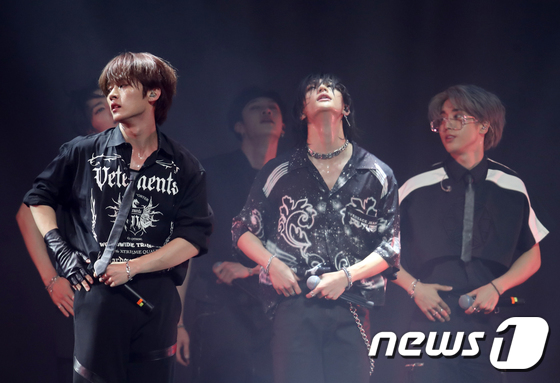 Stray Kids, received Lotte concert with a powerful stage