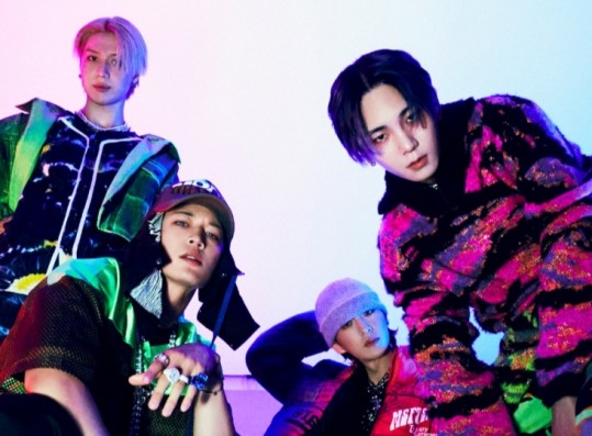 SHINee Praised by Music Expert, Breaks Personal Record With 8th Full-Length Album 'HARD'