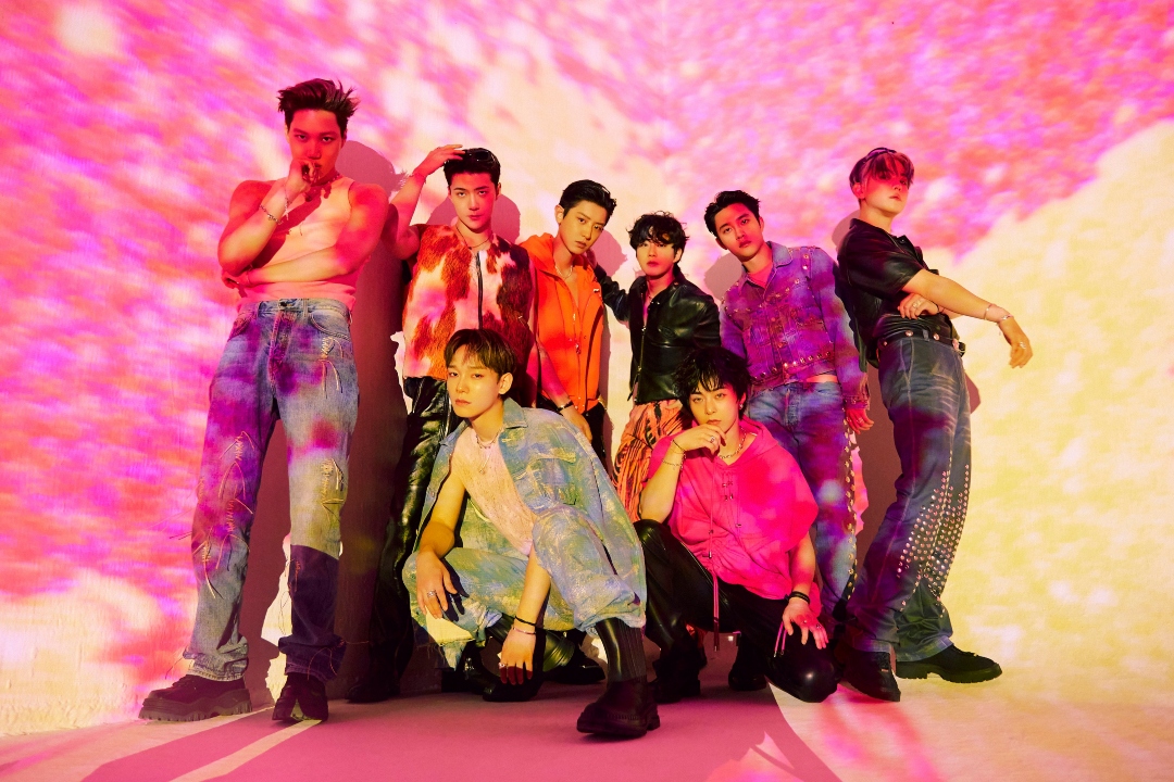 EXO 'Cream Soda' MV: 'Vocal Kings' Take Eris on Sweet Ride in Enticing
