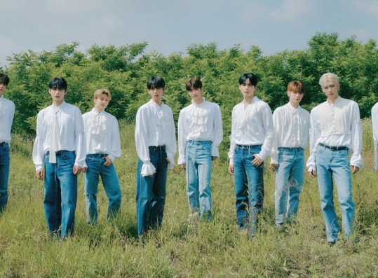 ZEROBASEONE's 'Youth in the Shade' Surpasses 1 Million First-Week Hanteo Sales  + Group Becomes 5th Highest-Ranking Act to Achieve Feat