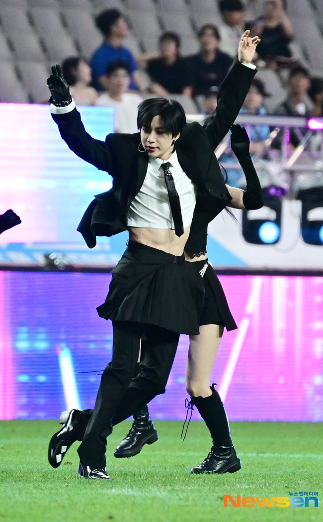 SHINee Taemin Defies Gender Norms After Wearing Crop Top, Skirt in Soccer Match