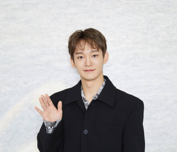 EXO's Chen and his wife hold their official weddinf ceremony on Octobe, Chen Exo With Wife