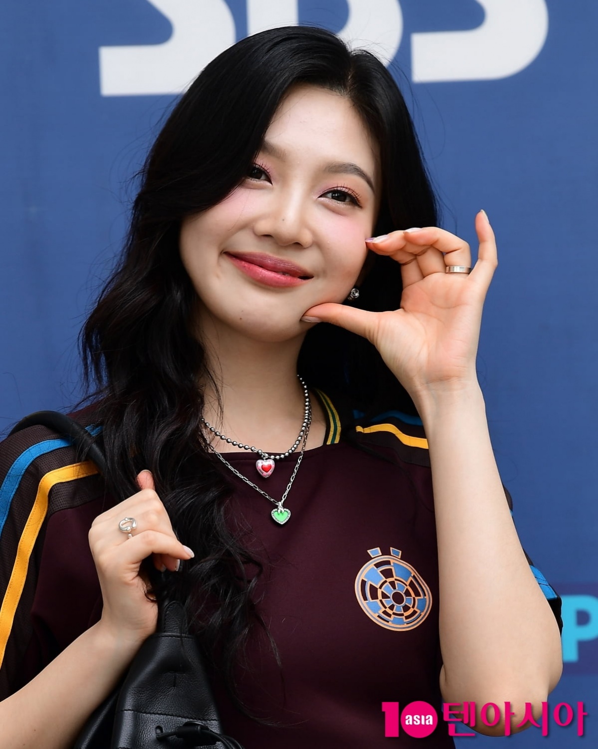 Red Velvet Joy demuestra que es la 'reina de la moda' después de exudar un aura 'cara' con un vestido de $60