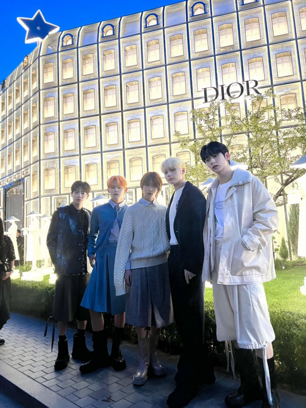 NewJeans Shows Why They Are Korea's Newest Girl-band Wonder In Dior