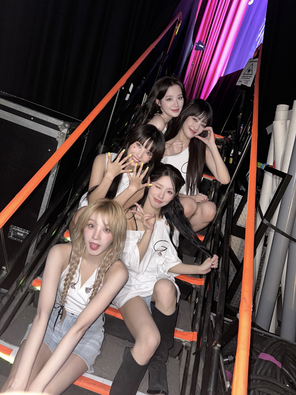 (G)I-DLE successfully completes performance in London, England... European tour begins