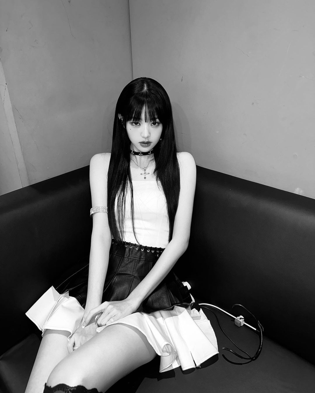 IVE Jang Wonyoung Stunning in New Pictorial | KpopStarz
