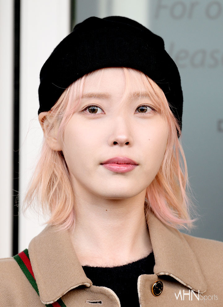 IU Sends Uaenas Into Whiplash With Her New Bleached Hair Ahead of 2024 Comeback: 'Something big is coming'