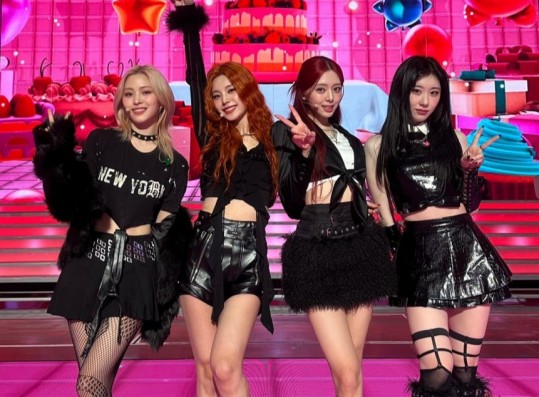 ITZY's Relevance Scrutinized Due to 'Declining' Album Sales: 'Their journey is quite sad'