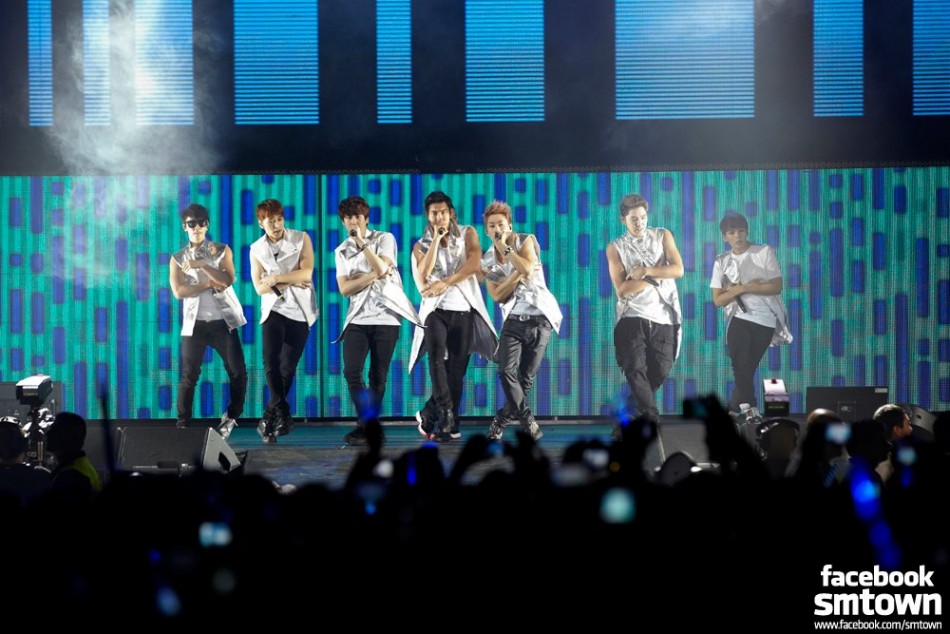 Super Junior World Tour 'Super Show 5' in Santiago, Chile - April 25 ...