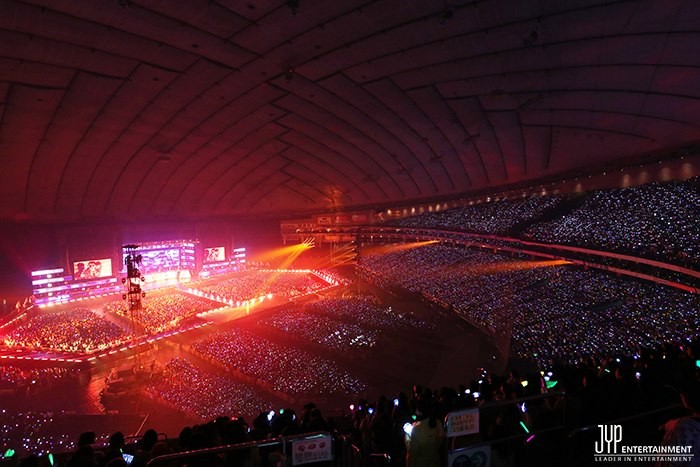 Legend of 2PM in Tokyo Dome Concert on April 20-21, 2013 [PHOTOS