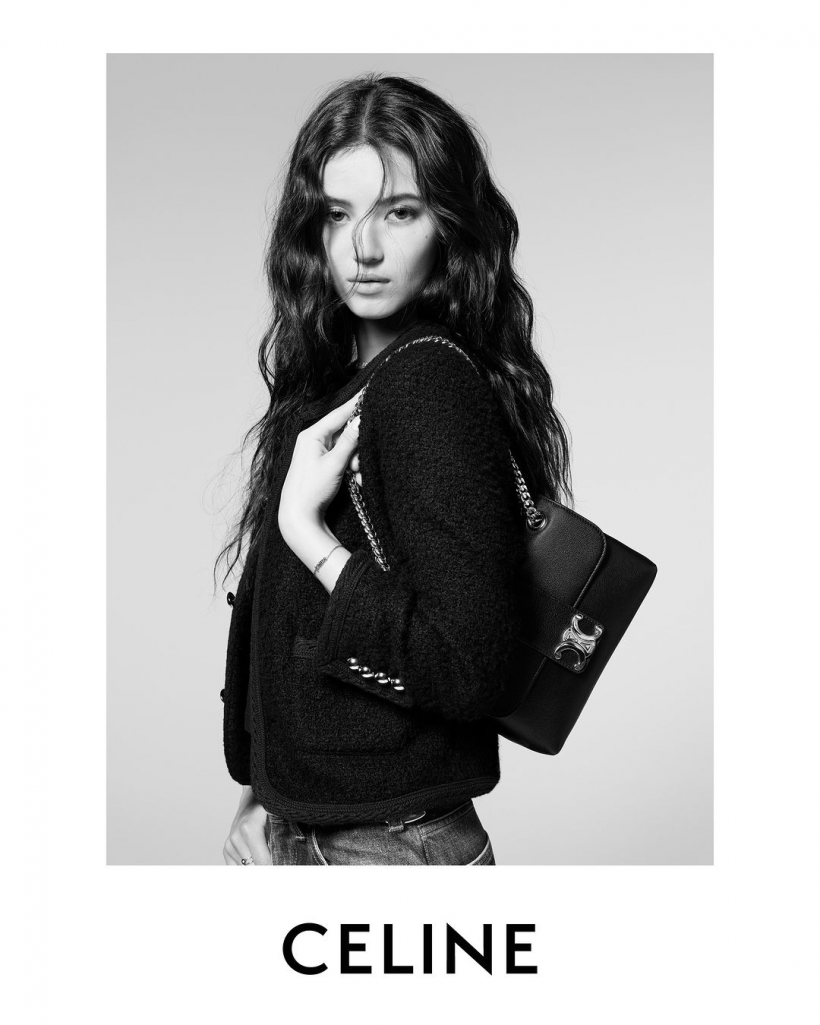 NewJeans Danielle Trends For Newest Campaign Photos: 'She Looks Like Rachel Weisz'