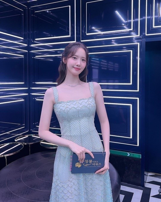 SNSD YoonA Is 'Not Pretty Enough' to be Called 'Legendary Visuals'? Icon Sparks Debate 