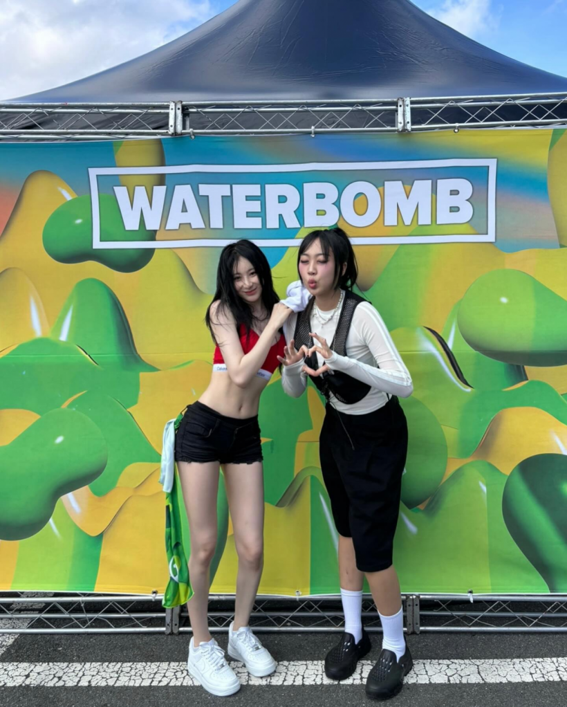 Lee Chaeyeon Goes Viral For Her Stunning Figure During 2024 Waterbomb Busan Performance